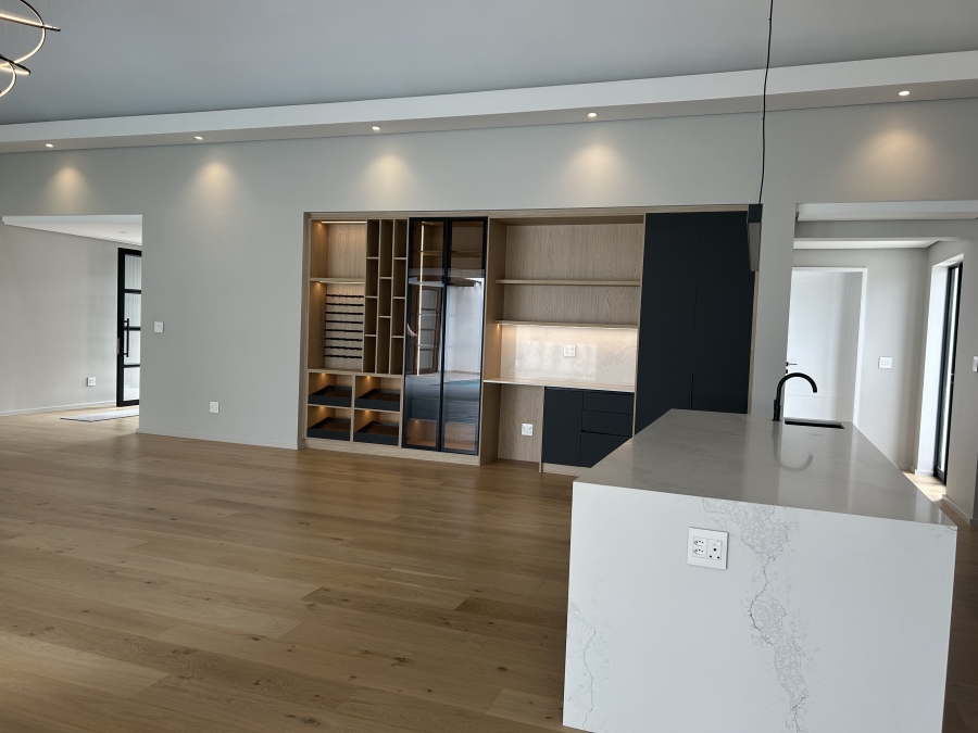 4 Bedroom Property for Sale in Pearl Valley at Val de Vie Western Cape